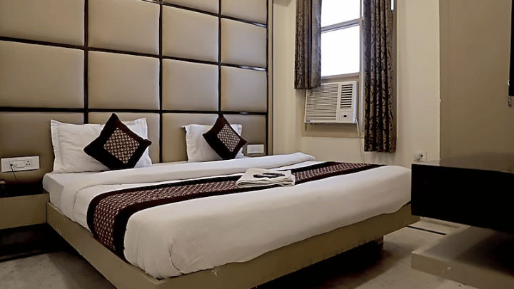 Best Hotel Near Delhi Railway Station