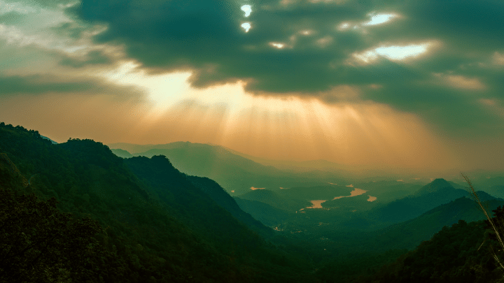 Kozhikode Tourist Places Hill Station